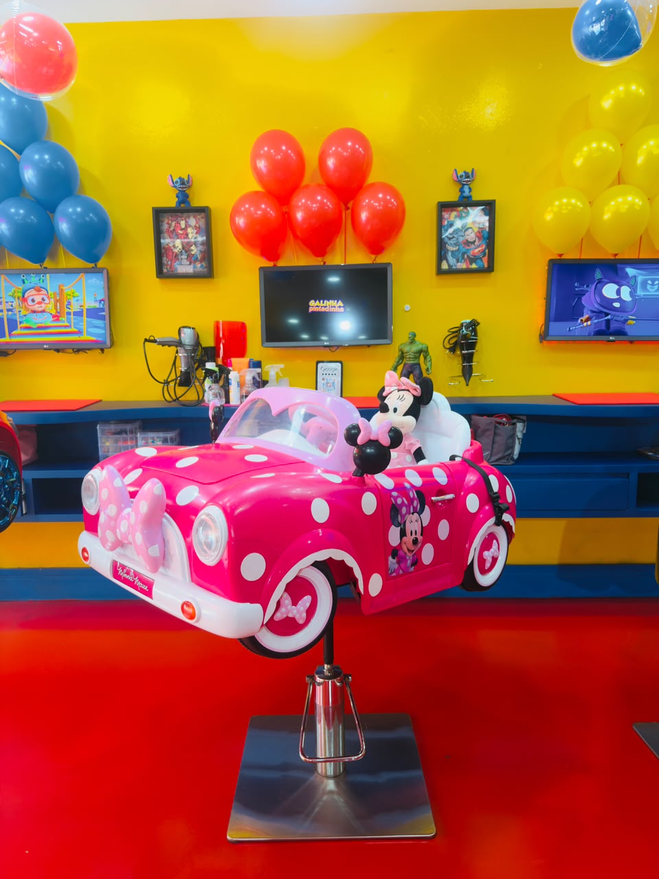 Cadeira infantil rosa temática da Minnie